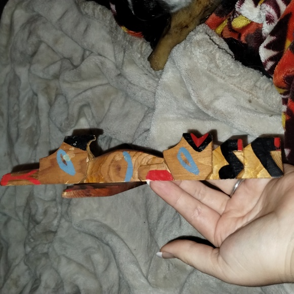 Homemade Carved and painted Native American Totem Pole - Picture 2 of 4